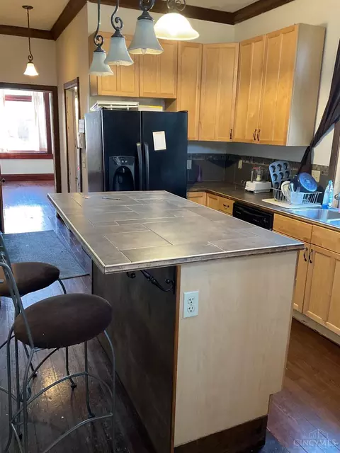 Kitchen - 636 Orient Ave, Cincinnati, OH 45232 photo 1 of 4