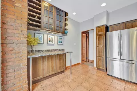 2728 Arbor Ave, Cincinnati, OH 45209 photo 12