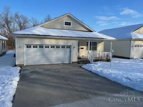132 Springlake Ave, Hillsboro, OH 45133