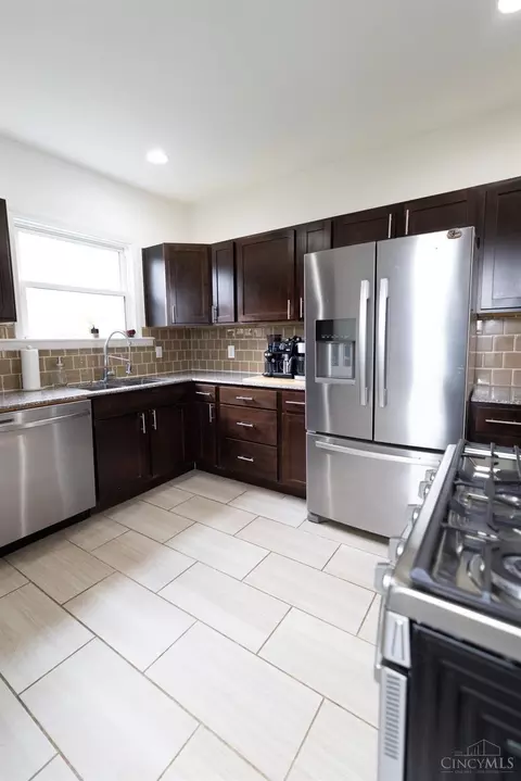 5741 Bramble Ave, Cincinnati, OH 45227 photo 10
