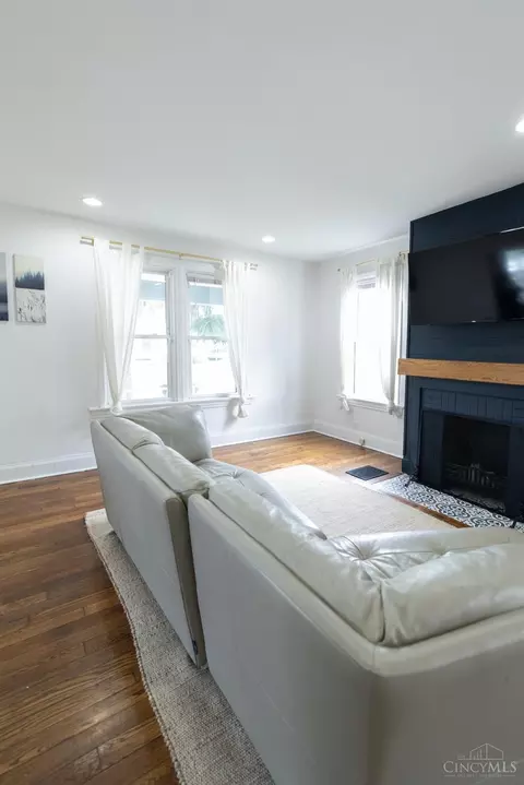 5741 Bramble Ave, Cincinnati, OH 45227 photo 14