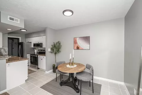 Dining - 9317 Winton Rd, Cincinnati, OH 45231 photo 3 of 3