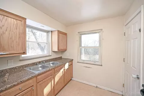2502 Talbott Ave, Cincinnati, OH 45211 photo 11