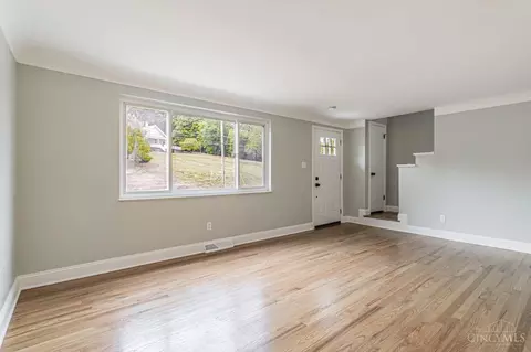 Living - 5357 Rapid Run Rd, Cincinnati, OH 45238 photo 2 of 6