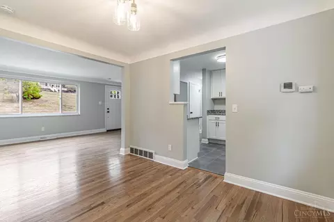 Living - 5357 Rapid Run Rd, Cincinnati, OH 45238 photo 5 of 6