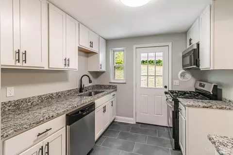 Kitchen - 5357 Rapid Run Rd, Cincinnati, OH 45238 photo 3 of 3