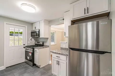 Kitchen - 5357 Rapid Run Rd, Cincinnati, OH 45238 photo 2 of 3
