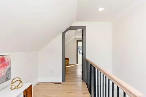 6424 Bramble Ave, Cincinnati, OH 45227 photo 38