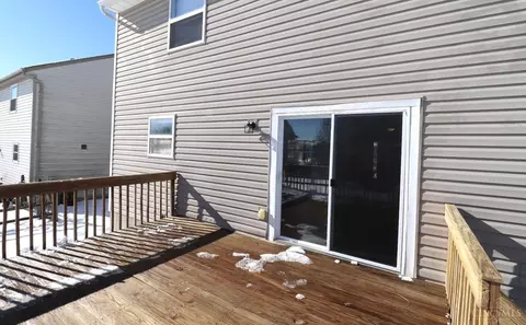 Exterior - 5748 Eagle Creek Ct, Hamilton Township, OH 45039 photo 7 of 12