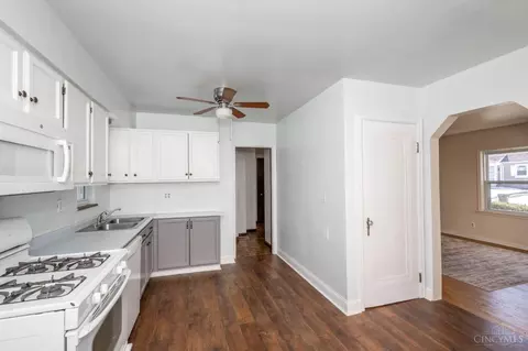 Entry Way - 6808 Marvin Ave, Cincinnati, OH 45224 photo 1 of 1