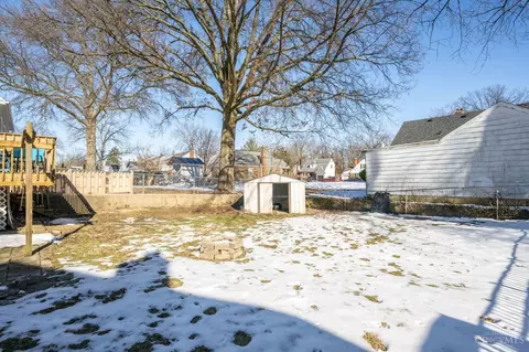 Exterior - 6808 Marvin Ave, Cincinnati, OH 45224 photo 7 of 10