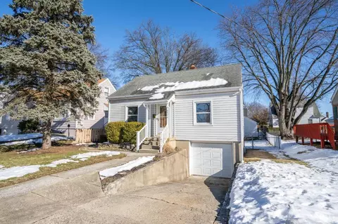 Exterior - 6808 Marvin Ave, Cincinnati, OH 45224 photo 8 of 10