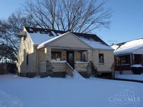 2015 Dallas Ave, North College Hill, OH 45239