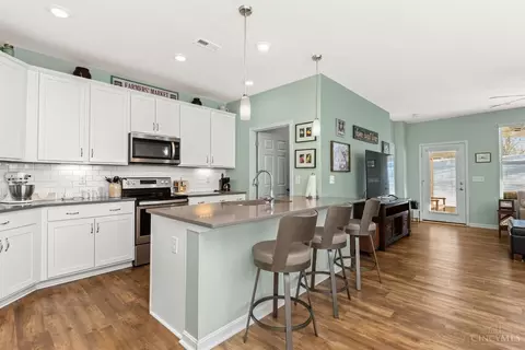 4256 Hickory Park Ln, Batavia, OH 45103 photo 4