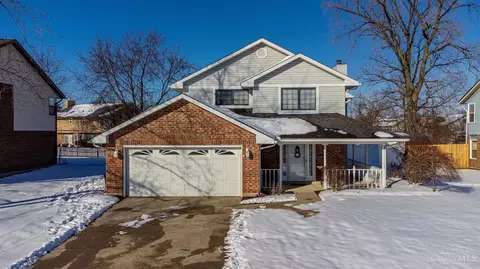 6817 Charlesgate Rd, Huber Heights, OH 45424
