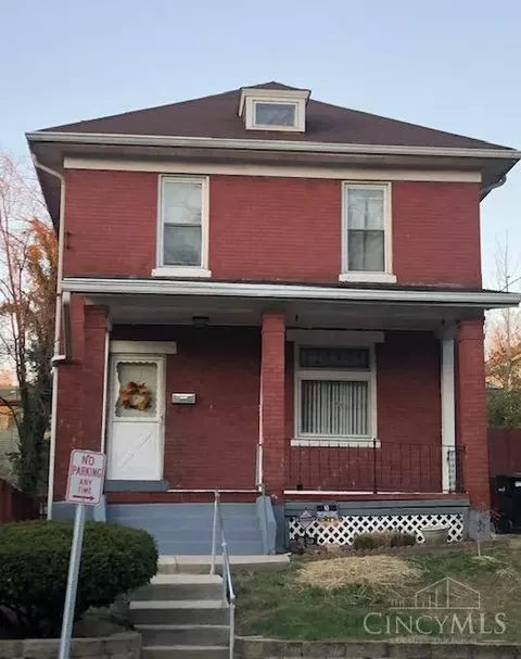 1550 Dixmont Ave, Cincinnati, OH 45207