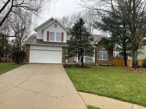 8067 Kings Ct, Hamilton Township, OH 45039