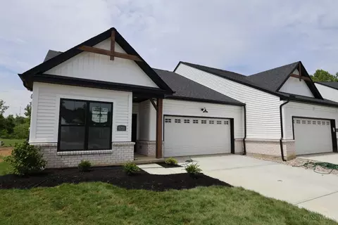 5731 White Pine Ln, Hamilton, OH 45011