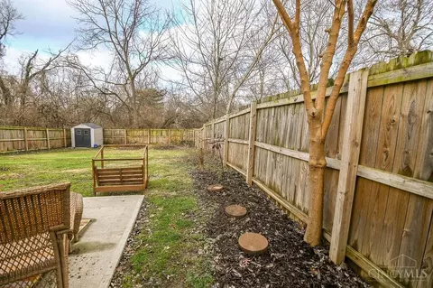 Exterior - 6033 Elbrook Ave, Golf Manor, OH 45237 photo 7 of 14