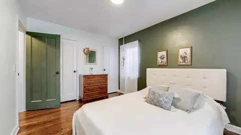 Bedroom - 6033 Elbrook Ave, Golf Manor, OH 45237 photo 6 of 9