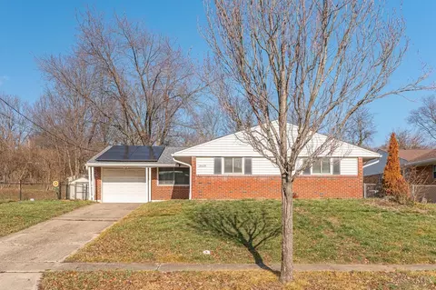 12009 Marwood Ln, Springdale, OH 45246