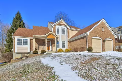 975 Apple Blossom Ln, Milford, OH 45150