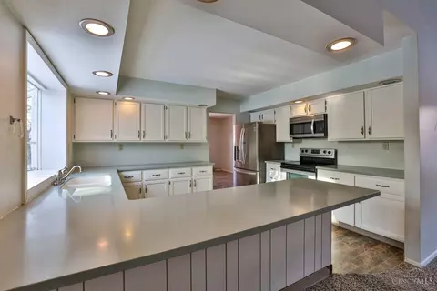 Kitchen - 467 Irvin Rd, Blanchester, OH 45107 photo 1 of 3