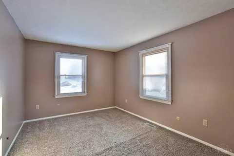 Bedroom - 467 Irvin Rd, Blanchester, OH 45107 photo 2 of 6