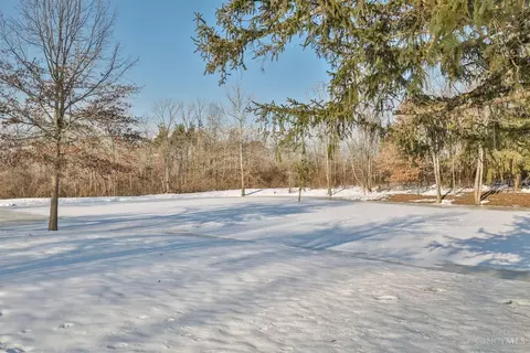 Exterior - 467 Irvin Rd, Blanchester, OH 45107 photo 6 of 9