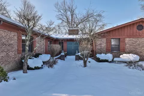Exterior - 467 Irvin Rd, Blanchester, OH 45107 photo 2 of 9