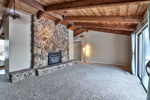 Living - 467 Irvin Rd, Blanchester, OH 45107 photo 2 of 8