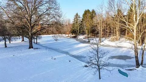 View/Area - 467 Irvin Rd, Blanchester, OH 45107 photo 2 of 7