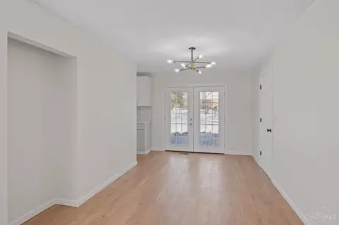 1500 Meredith Dr, Cincinnati, OH 45231 photo 9