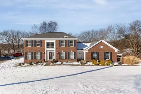 7849 Surreywood Dr, North Bend, OH 45052