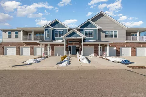 3471 Chestnut Park Ln, Cleves, OH 45002