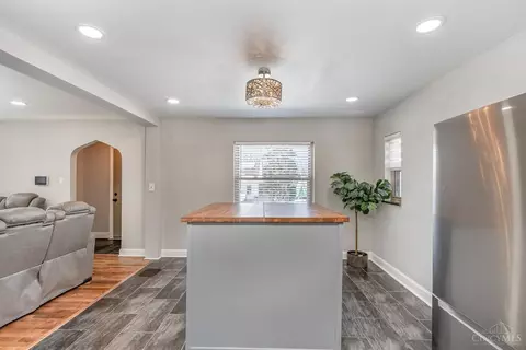5336 Fox Rd, Cincinnati, OH 45239 photo 6