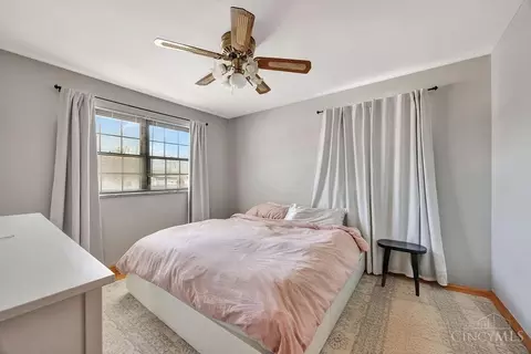 Bedroom - 150 Twinbrook Dr, Hamilton, OH 45013 photo 1 of 3