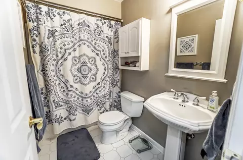 Bath - 9278 Dick Rd, Harrison, OH 45030 photo 1 of 3