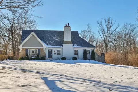 3813 Woodford Rd, Cincinnati, OH 45213