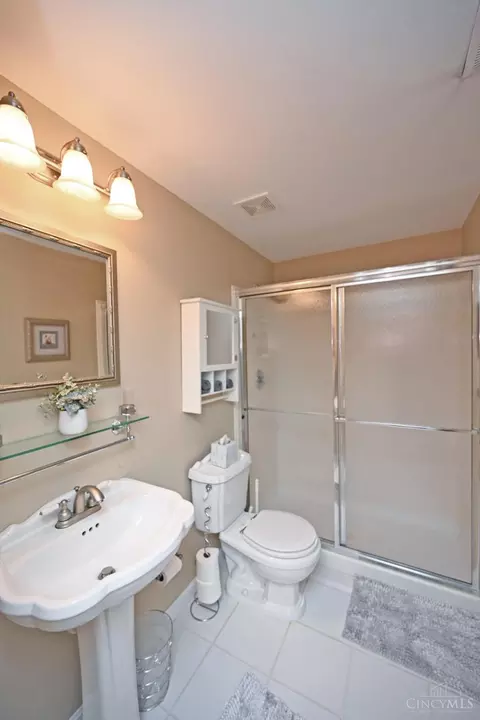 1006 Windsor Ct, Cincinnati, OH 45245 photo 49