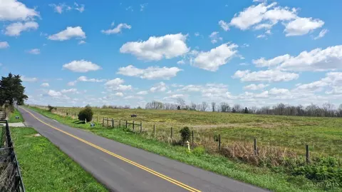122 Pumpkin Ridge Rd, Tiffin Twp, OH 45693