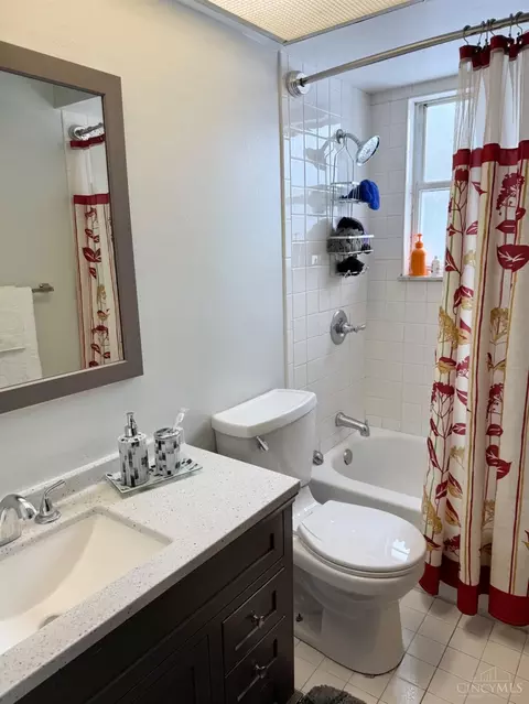 1017 Hearthstone Dr, Cincinnati, OH 45231 photo 22