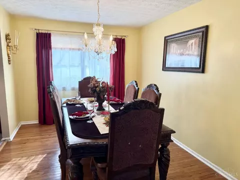 1017 Hearthstone Dr, Cincinnati, OH 45231 photo 9
