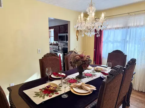 1017 Hearthstone Dr, Cincinnati, OH 45231 photo 10