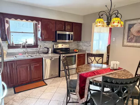 1017 Hearthstone Dr, Cincinnati, OH 45231 photo 13