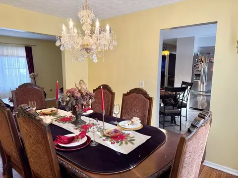 1017 Hearthstone Dr, Cincinnati, OH 45231 photo 11