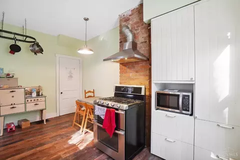 2214 Sauer Ave, Cincinnati, OH 45219 photo 9