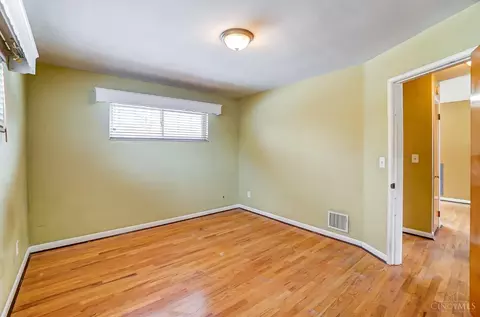 2294 Deblin Dr, Cincinnati, OH 45239 photo 17