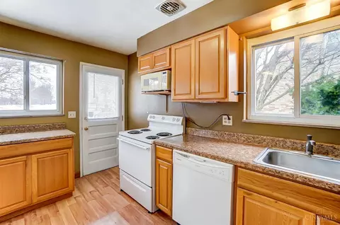 2294 Deblin Dr, Cincinnati, OH 45239 photo 11
