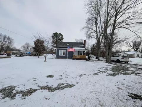 308 Bethel Concord Rd, Bethel, OH 45106